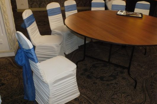 Банты синие на стулья в аренду