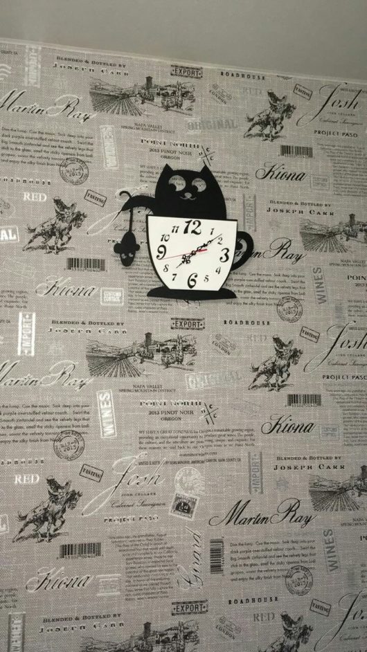 Часы "Кот с мышкой" настенные из дерева под заказ
