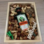 Ящик "Ореховый микс" 25*20*10см с ликером