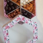 Ореховая коробочка "Шестигранник с пионами"  в наличии